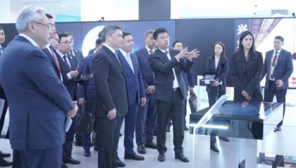 哈萨克斯坦总理到访商汤科技