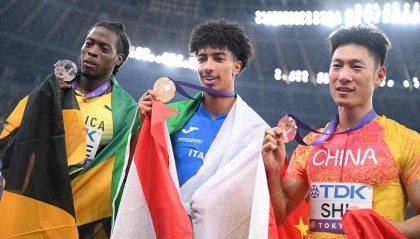 田径世锦赛|石雨豪首获跳远铜牌 “跑跳兼修”难能可贵