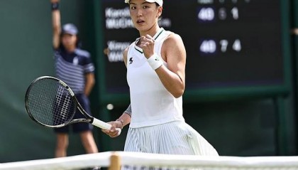 屡次出现的争议判罚把“淡人”逼急了,王欣瑜傲气取胜后拒绝与裁判握手