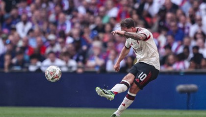 利物浦引援再遇滑铁卢,水晶宫后卫格伊转会告吹!