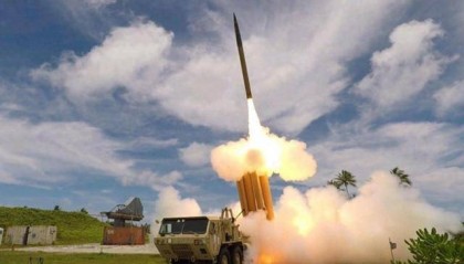 胡塞打击以色列,被沙特拦截,一声巨响炸出卡塔尔真相,中国成赢家?