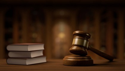 农妇与法官言语冲突被罚10万拘15日,让人看不懂